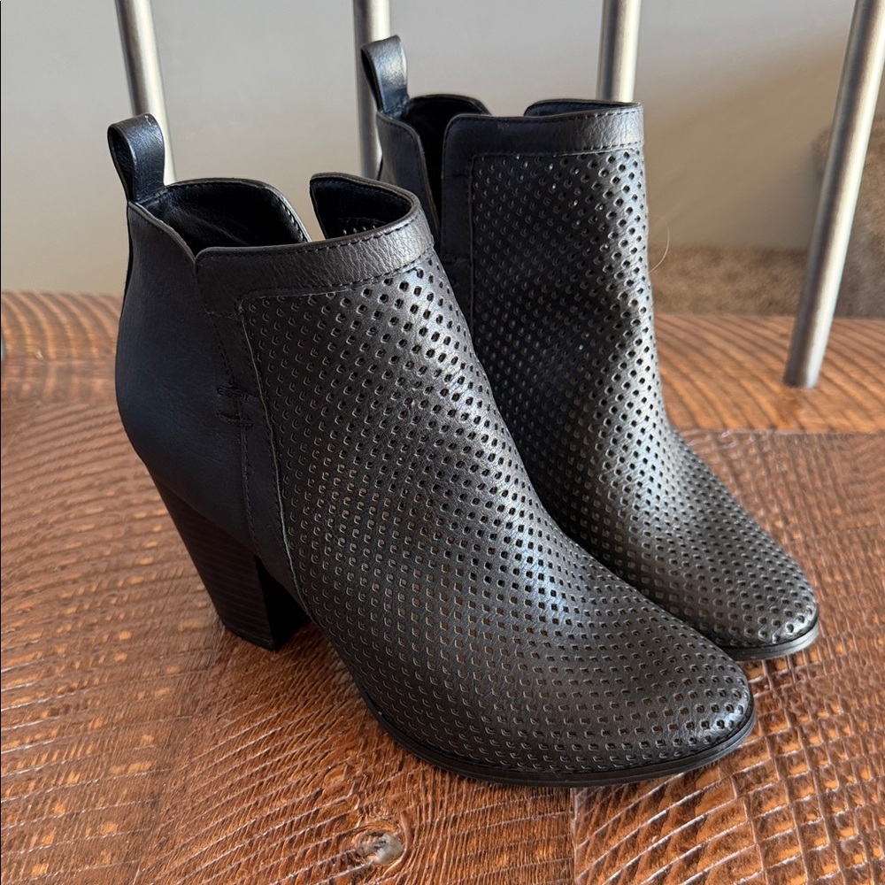 Restricted booties, minimally worn!